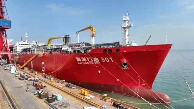 中国第一艘也是世界最大的船!